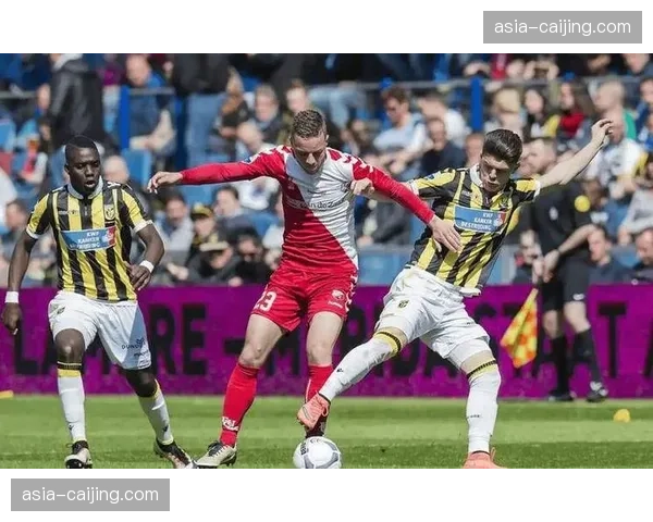 荷甲：埃因霍温2-2阿贾克斯，联赛不败纪录延续至28场