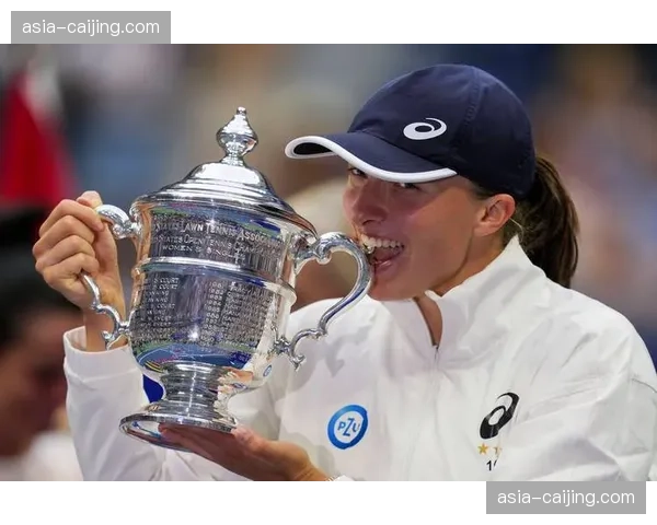 新生代聚焦：年仅20岁的法国后卫莱奥·巴雷，被誉为本赛季TOP14最大发现